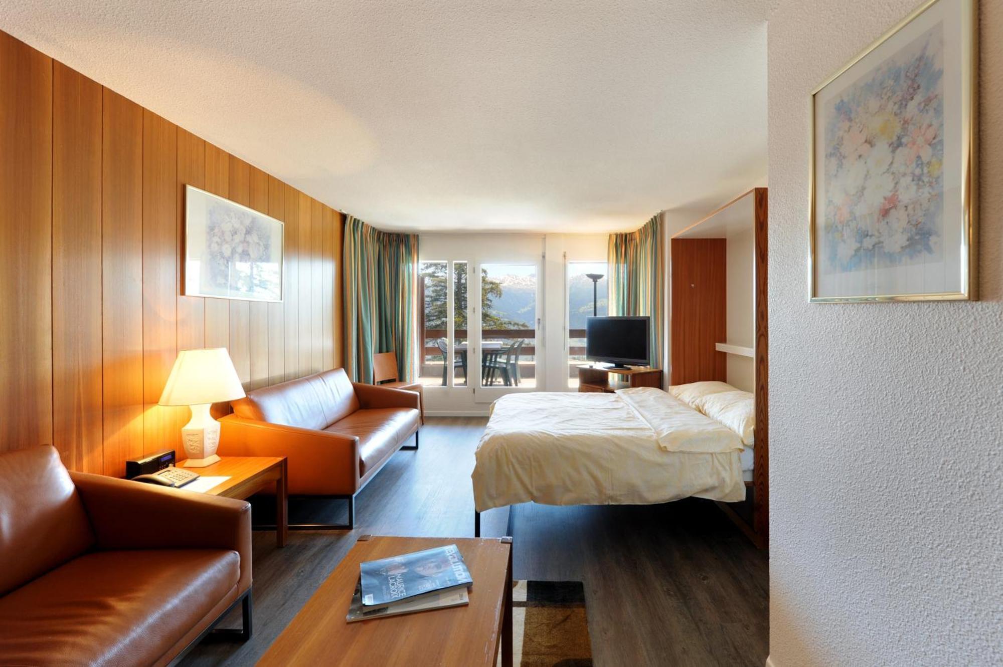 Hotel Helvetia Intergolf Crans-Montana Bagian luar foto