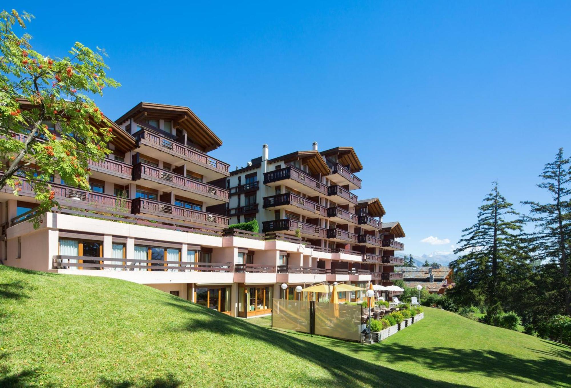 Hotel Helvetia Intergolf Crans-Montana Bagian luar foto