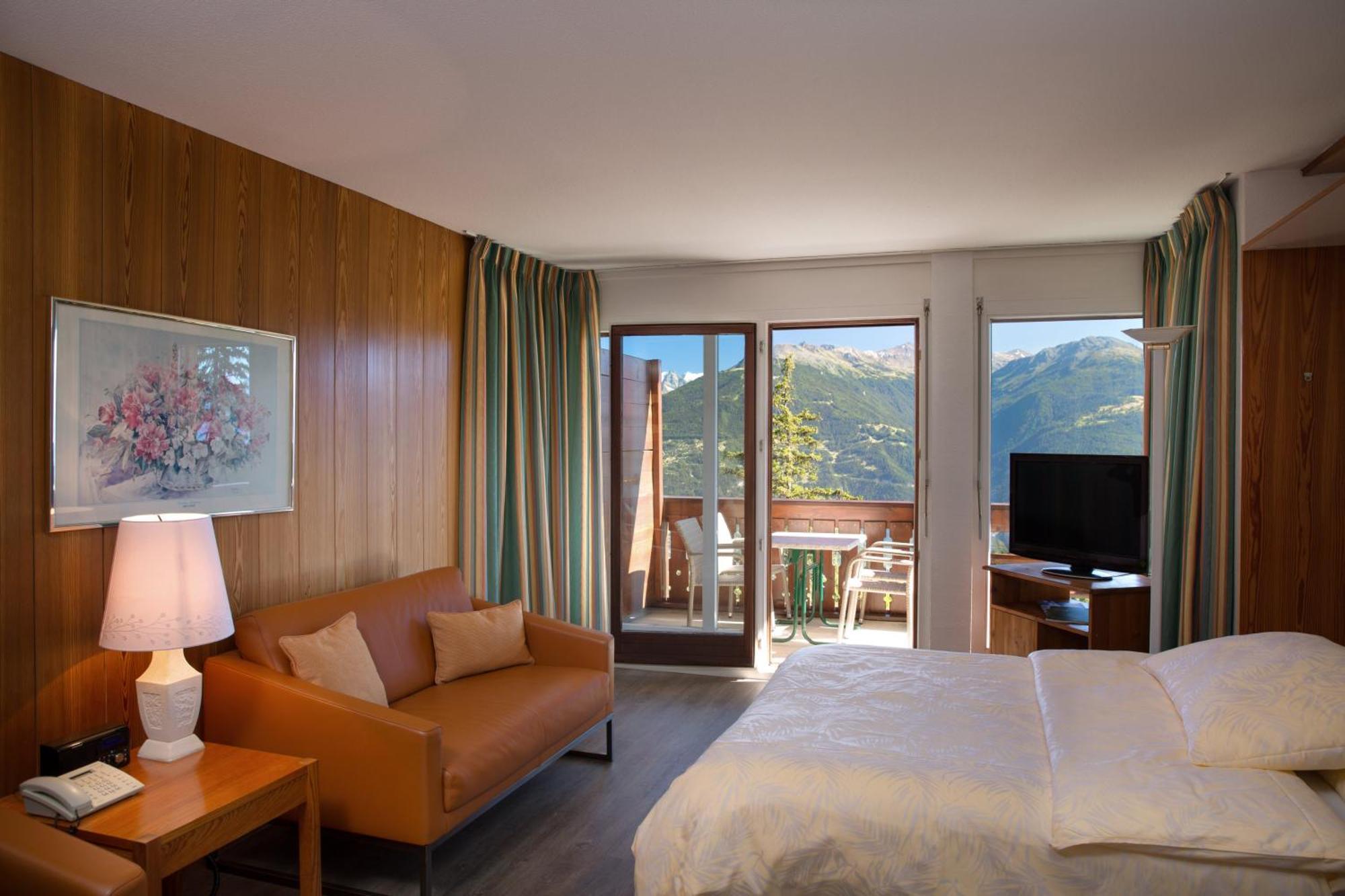 Hotel Helvetia Intergolf Crans-Montana Bagian luar foto