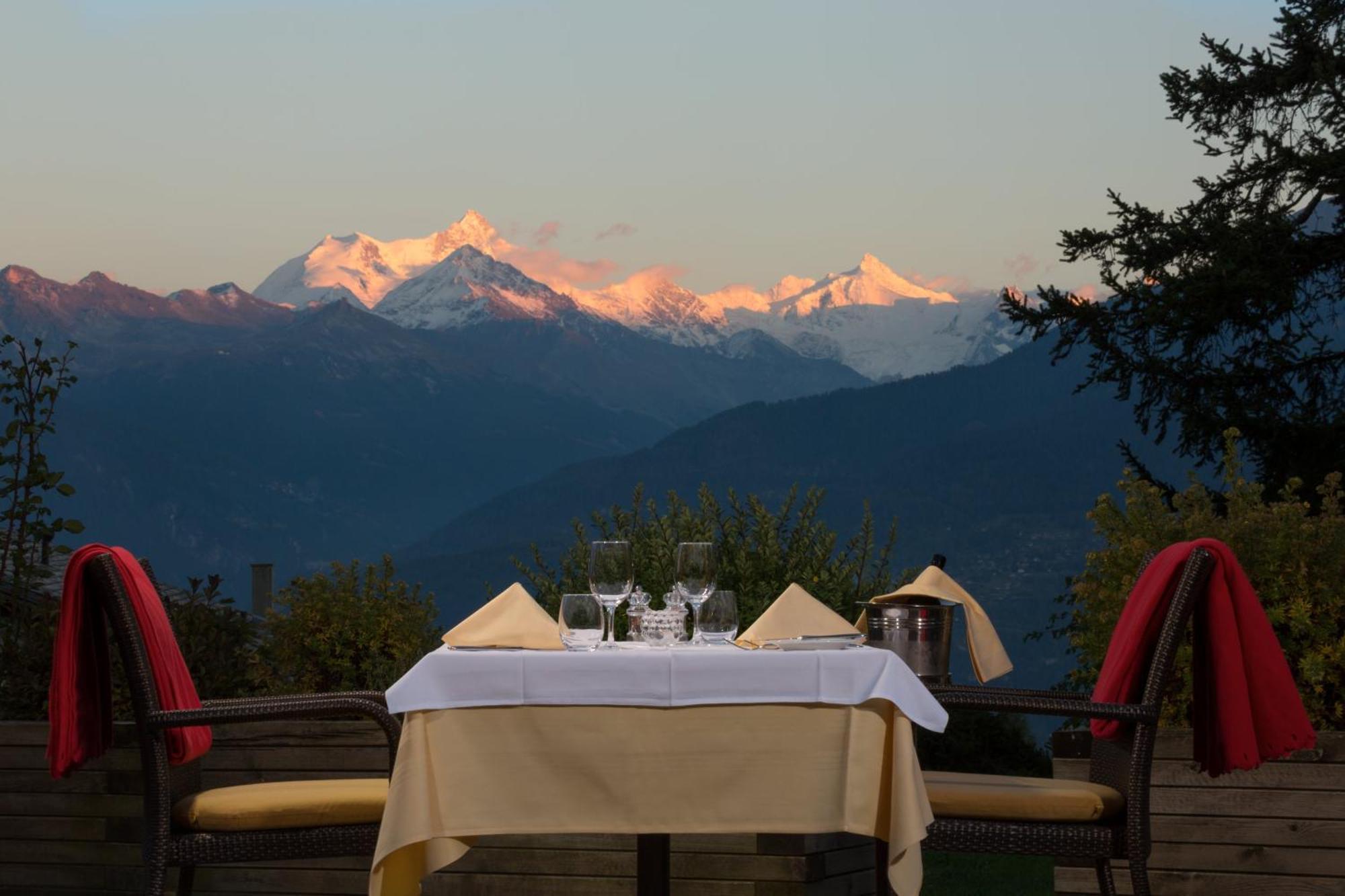 Hotel Helvetia Intergolf Crans-Montana Bagian luar foto
