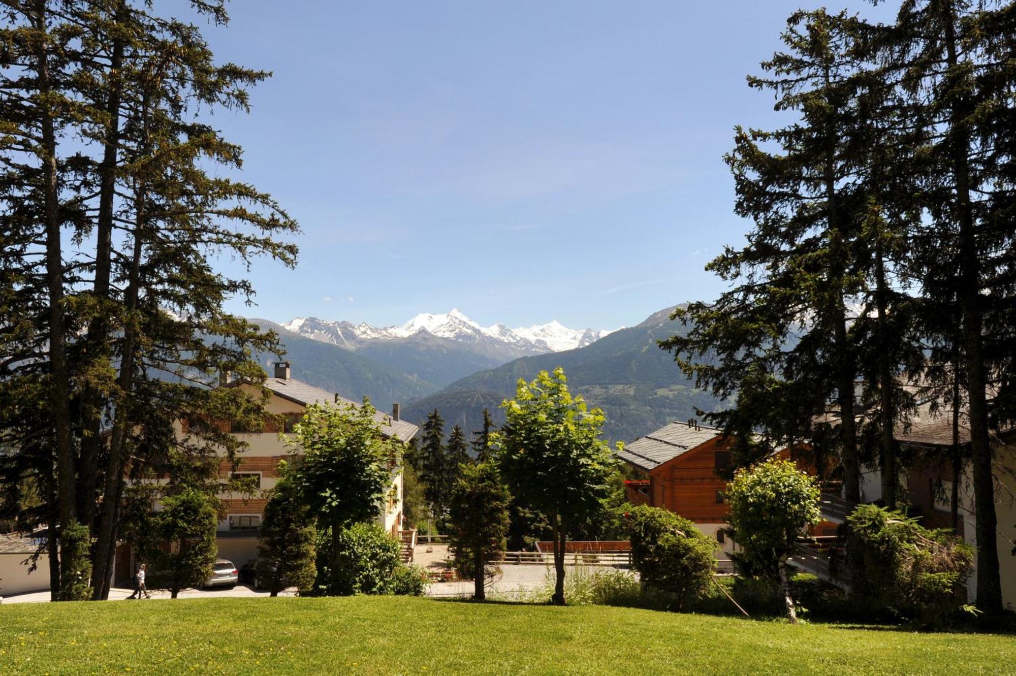 Hotel Helvetia Intergolf Crans-Montana Bagian luar foto