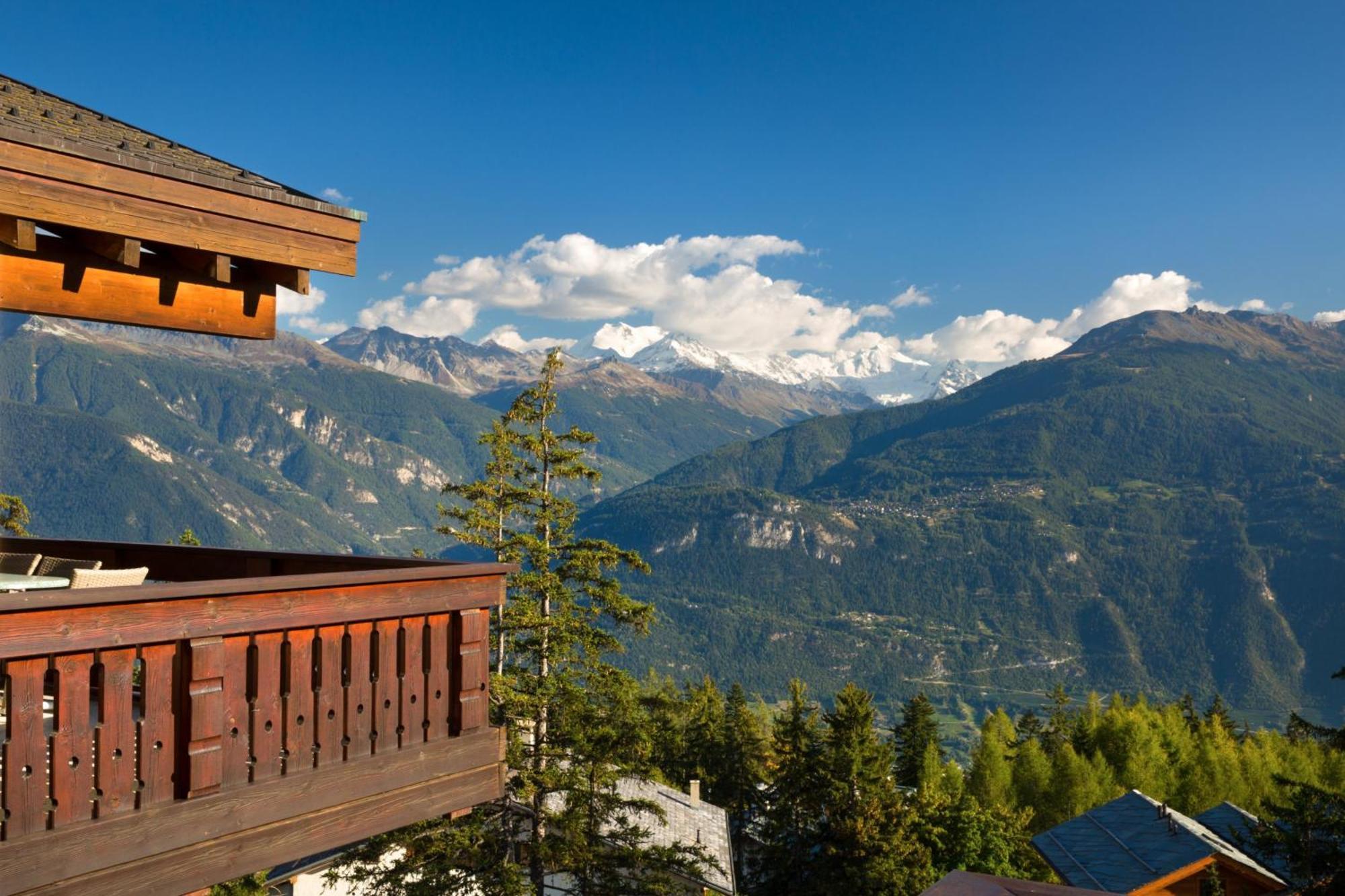 Hotel Helvetia Intergolf Crans-Montana Bagian luar foto