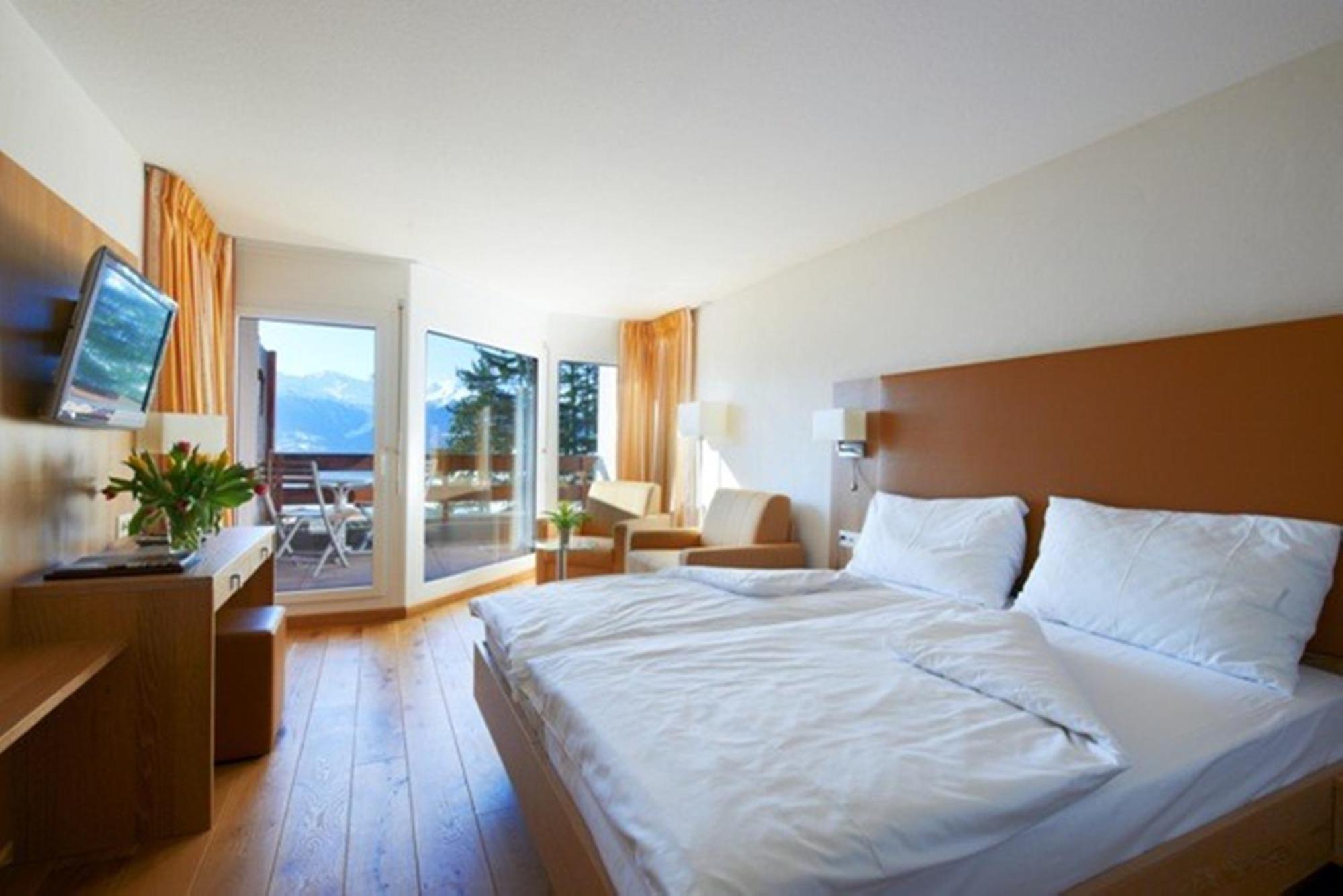 Hotel Helvetia Intergolf Crans-Montana Bagian luar foto